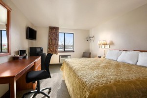 1-King-Bed-Room