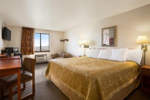 Ground-Floor-1-King-Bed
