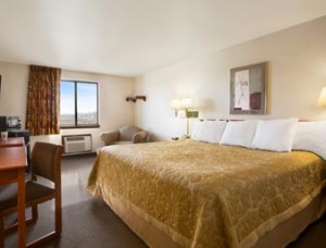 Ground-Floor-1-King-Bed